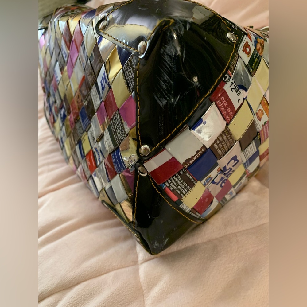 Wrapper Purse - Picture 3 of 6